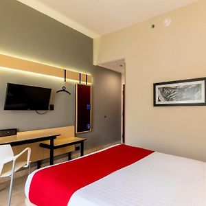 Camera con letto queen size